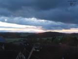 05 : 52