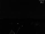 02 : 00