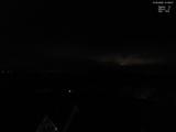 01 : 56