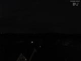 23 : 04