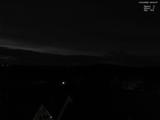 03 : 04