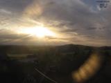 05 : 44