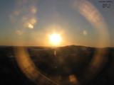 06 : 00
