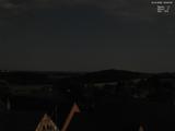 02 : 00