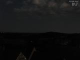 02 : 10