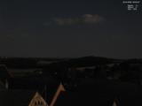 03 : 00