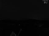 03 : 00