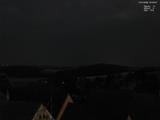 03 : 30