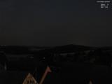 04 : 00