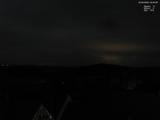 04 : 00
