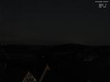 04 : 00
