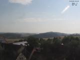 09 : 04