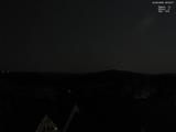 02 : 00
