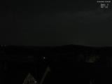 03 : 00