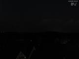 22 : 04