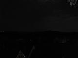 02 : 00
