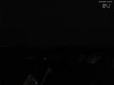 03 : 00