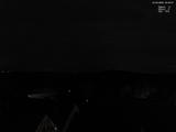 02 : 00