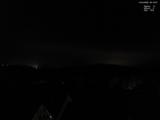 02 : 10