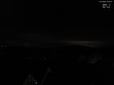 05 : 30