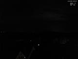 23 : 00
