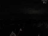 02 : 00