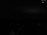02 : 10