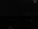 21 : 08