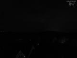 22 : 08