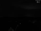 23 : 04