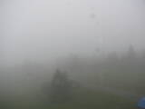 09 : 40